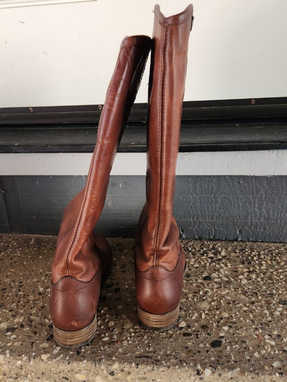 EUC Frye Melissa Button 2 Tall Boots size 5.5 - Picture 3 of 7